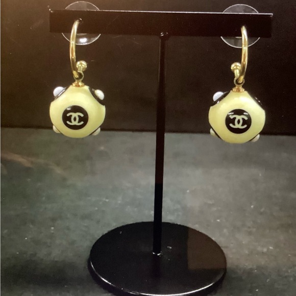 CHANEL CC Logo Ball Hoop Pierced Earrings - Picture 9 of 9